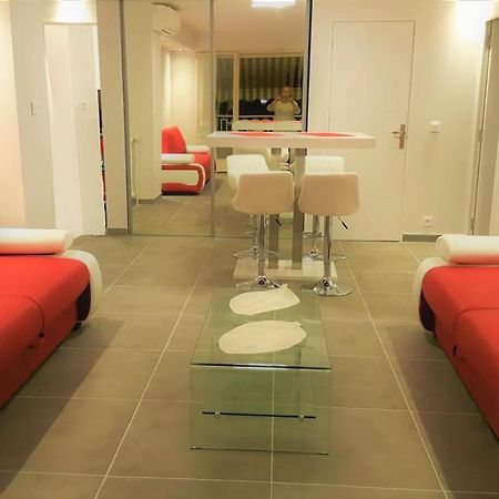 Superbe 3P 2Chambres, 2Terrasses Cannes Centre-Ville, 4 Min A Pied De La Croisette Sas-Meredith Loc Exterior foto