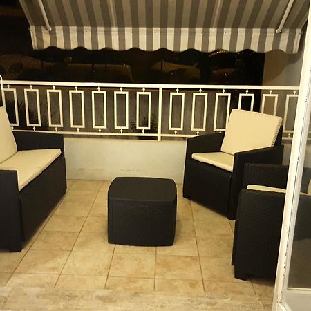 Superbe 3P 2Chambres, 2Terrasses Cannes Centre-Ville, 4 Min A Pied De La Croisette Sas-Meredith Loc Exterior foto